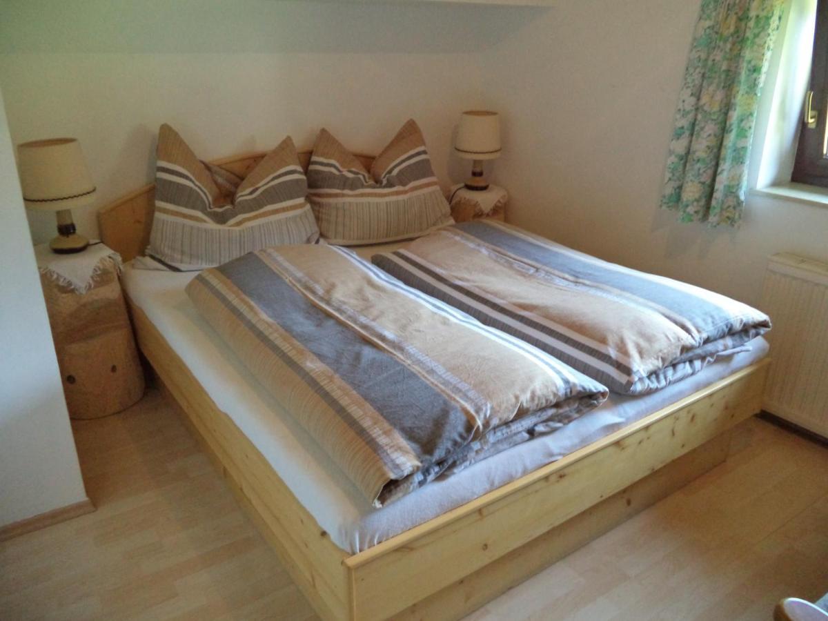 גוסאו Ferienwohnung Kunterbunt מראה חיצוני תמונה