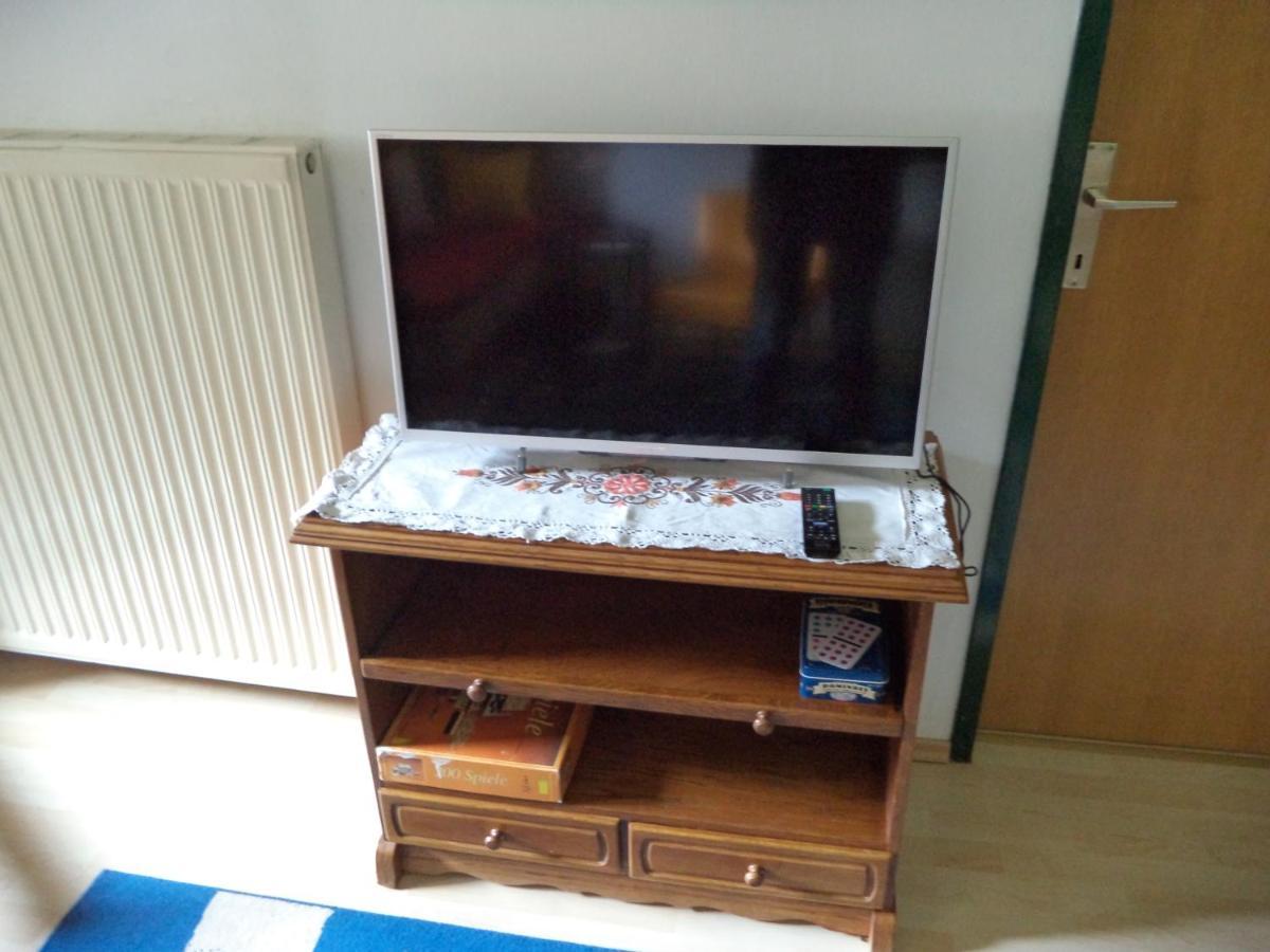 גוסאו Ferienwohnung Kunterbunt מראה חיצוני תמונה